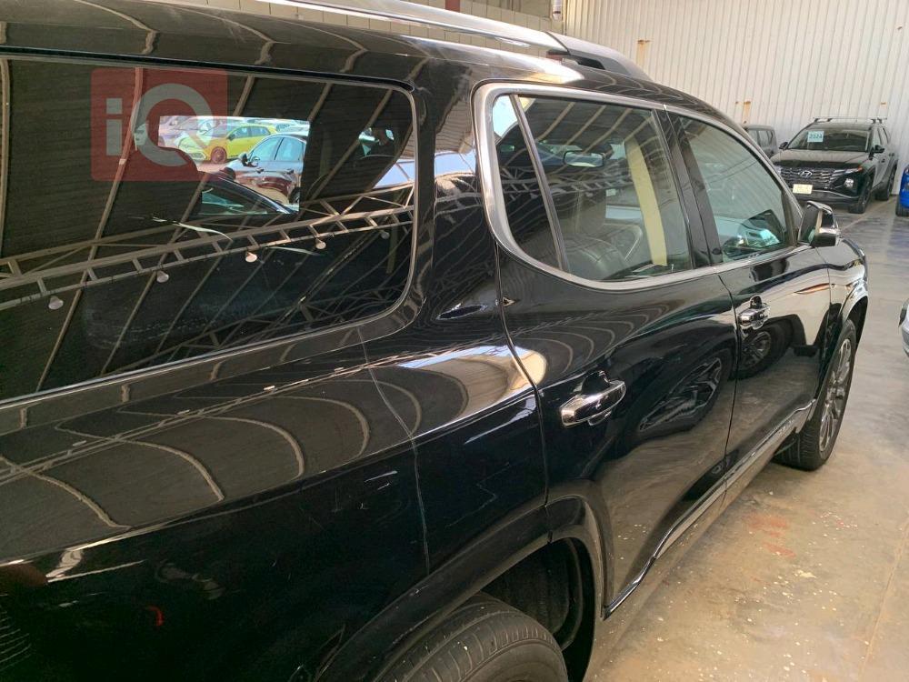 جي ام سي اكاديا